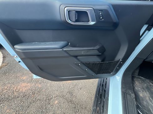 New 2025 Ford Bronco Heritage Edition image 15