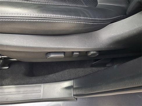 Used 2021 Subaru Forester Limited image 22