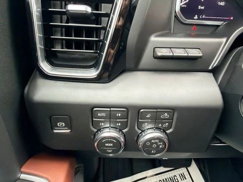 New 2026 GMC Sierra 1500 Denali Ultimate AWD/4WD image 12