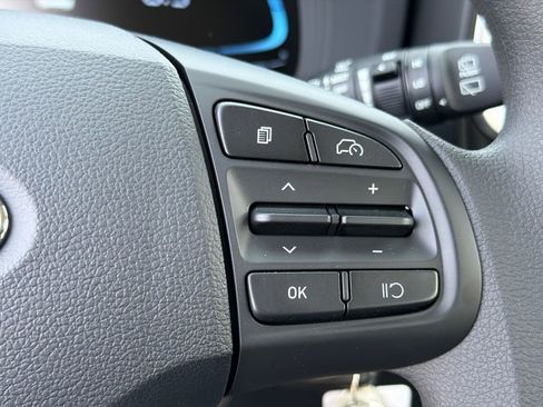 New 2026 Hyundai Venue SE FWD image 25