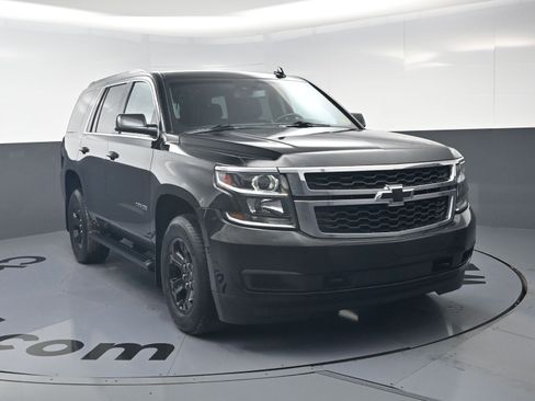 Used 2019 Chevrolet Tahoe LS w/ Enhanced Driver Alert Package AWD/4WD image 3