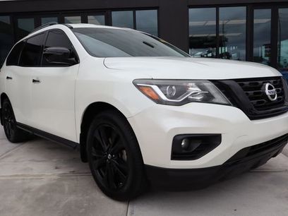 Used 2018 Nissan Pathfinder SL w/ Midnight Edition Package
