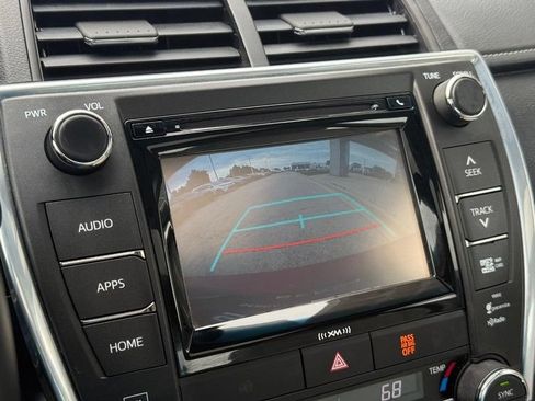 Used 2016 Toyota Camry XLE w/ Moonroof Package FWD image 24