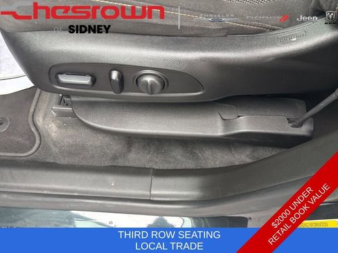 Used 2020 Chevrolet Traverse LT image 34