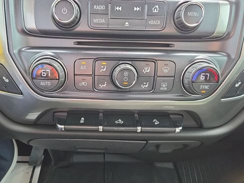 Used 2018 Chevrolet Silverado 1500 LT w/ Rally 2 Edition AWD/4WD image 16