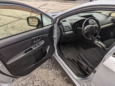 Used 2014 Subaru Crosstrek 2.0i Premium AWD/4WD image 9