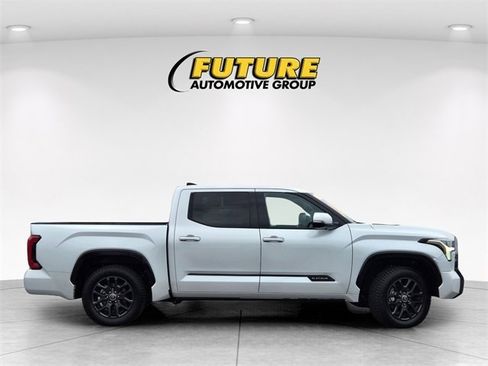 Used 2023 Toyota Tundra Platinum image 4