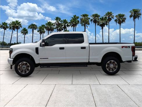 Used 2021 Ford F250 Lariat w/ Lariat Ultimate Package AWD/4WD image 6