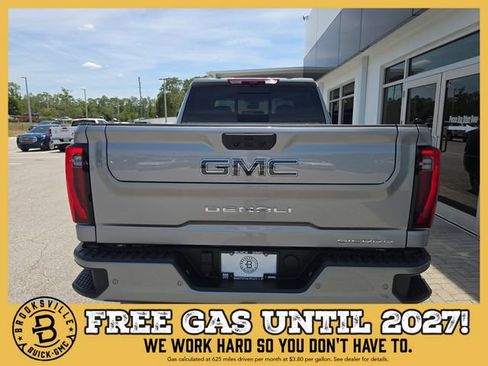 New 2026 GMC Sierra 2500 Denali Ultimate w/ Max Trailering Package AWD/4WD image 7
