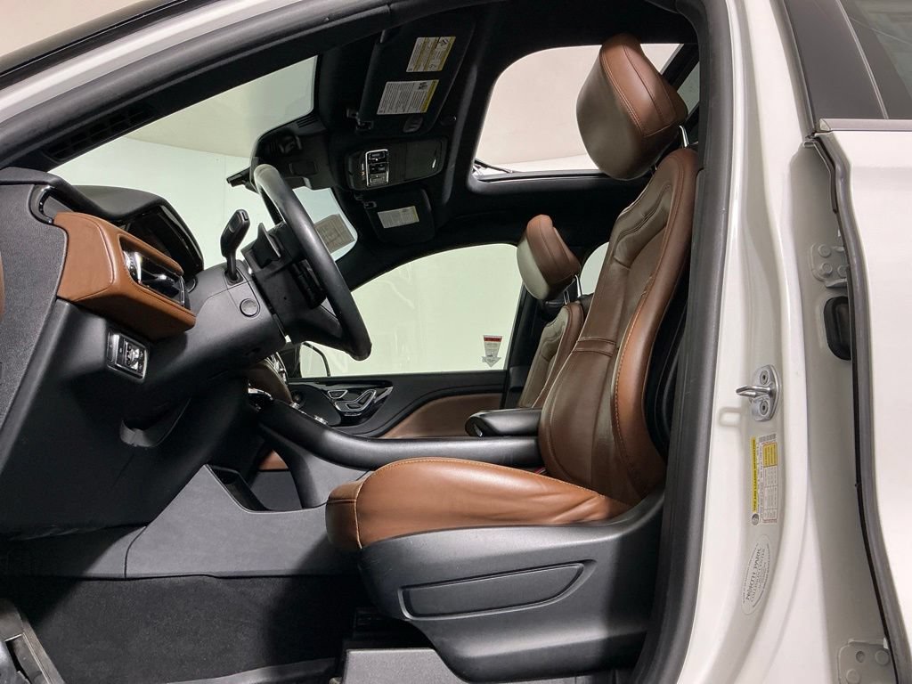 Used 2020 Lincoln Aviator Reserve w/ Equipment Group 201A RWD image 15
