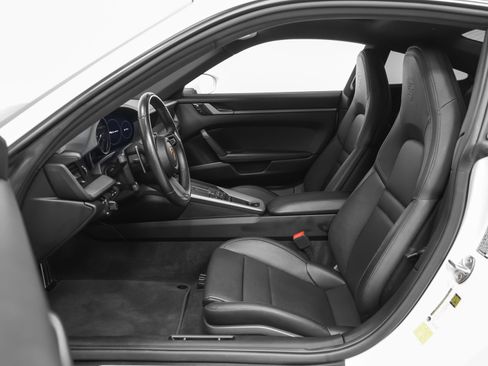 Certified 2021 Porsche 911 Carrera RWD image 45