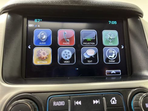 Used 2020 GMC Yukon XL SLT AWD/4WD image 23