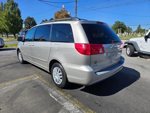 Used 2007 Toyota Sienna LE image 5