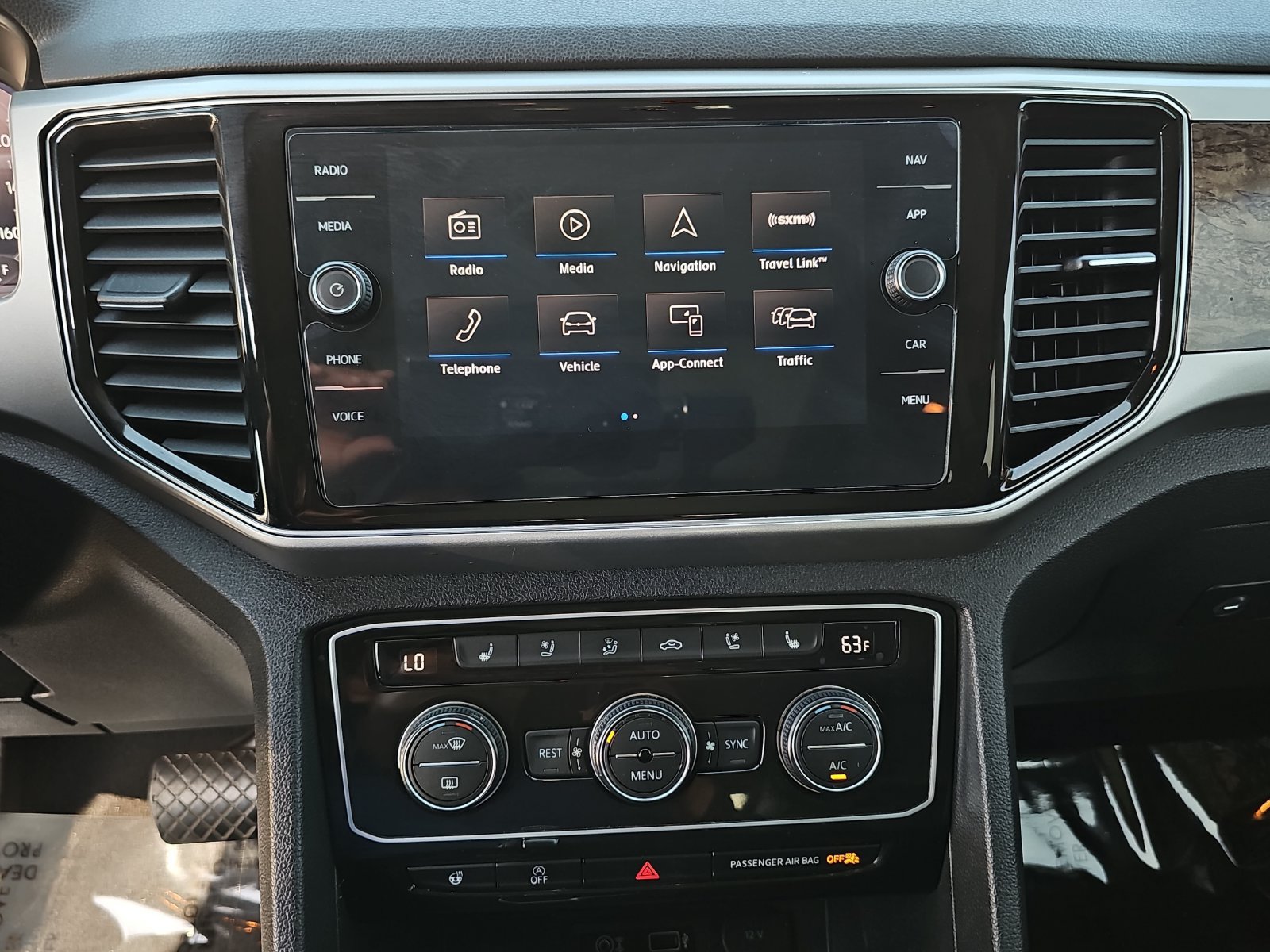 Used 2019 Volkswagen Atlas SEL Premium AWD/4WD image 24