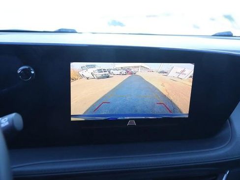 Used 2024 Buick Encore GX Sport Touring image 15