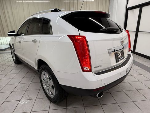 Used 2016 Cadillac SRX Luxury w/ Driver Awareness Package FWD image 8