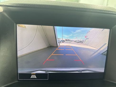 Used 2022 GMC Terrain SLT FWD image 23