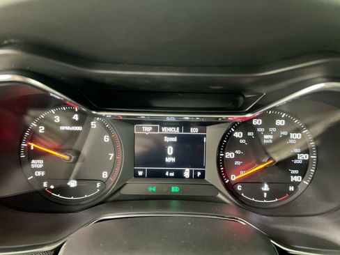 Used 2023 Chevrolet TrailBlazer LT FWD image 11