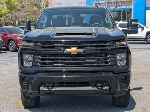 New 2025 Chevrolet Silverado 2500 Custom w/ Custom Value Package image 9