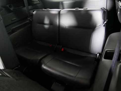 Used 2024 Mitsubishi Outlander SE image 33