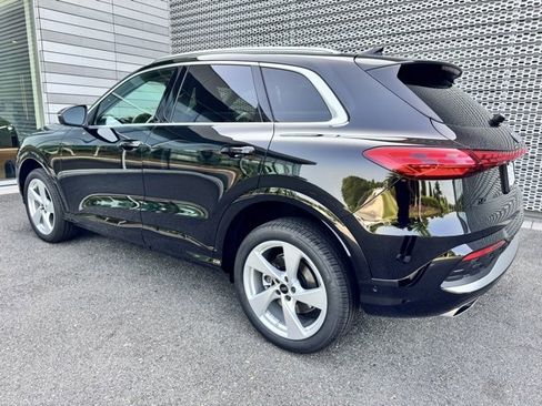 New 2025 Audi Q5 Premium image 3