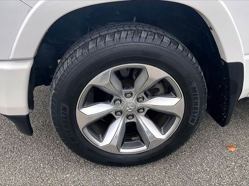 Used 2021 RAM 1500 Limited image 8