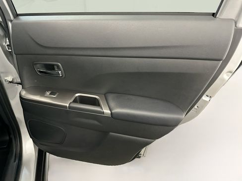 Used 2025 Mitsubishi Outlander Sport SE AWD/4WD image 30