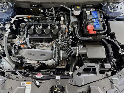 Certified 2025 Honda Accord SE image 10