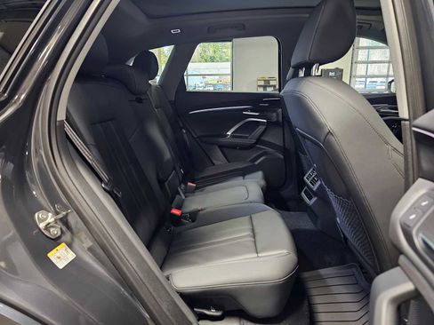 New 2025 Audi Q5 Premium Plus image 12