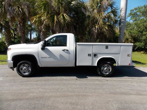 Used 2020 Chevrolet Silverado 2500 W/T w/ WT Fleet Convenience Package image 4