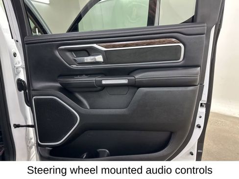 Used 2020 RAM 1500 Laramie AWD/4WD image 25