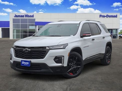 Certified 2023 Chevrolet Traverse Premier w/ Redline Edition FWD image 1