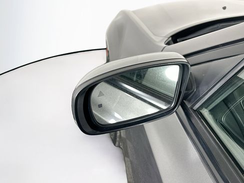 Used 2022 Chrysler 300 S RWD image 16