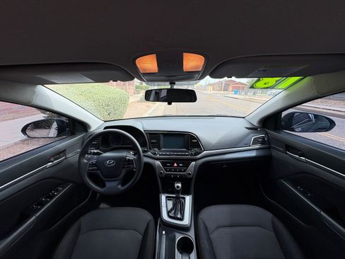Used 2018 Hyundai Elantra SEL FWD image 12