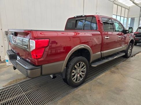 Used 2018 Nissan Titan Platinum Reserve w/ Platinum Utility Package image 5