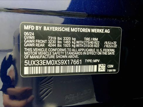 Used 2025 BMW X7 M60i AWD/4WD image 36