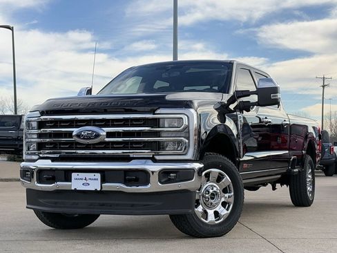 New 2025 Ford F350 King Ranch w/ Chrome Package image 35