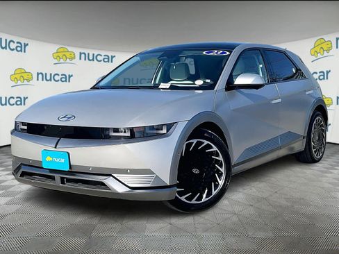 Used 2023 Hyundai Ioniq 5 Limited image 3