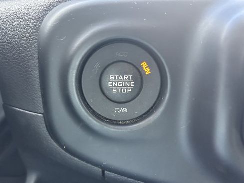 Used 2023 Jeep Wrangler Unlimited Sport AWD/4WD image 15
