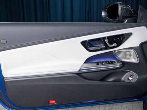 New 2026 Mercedes-Benz CLE 53 AMG 4MATIC Cabriolet image 17