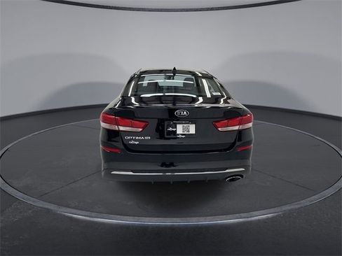 Used 2019 Kia Optima LX image 7