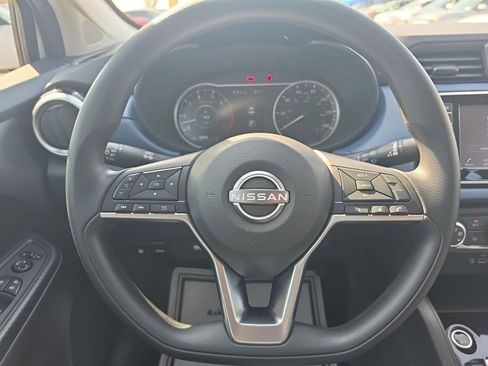 Used 2025 Nissan Versa SV w/ Trunk Package FWD image 16