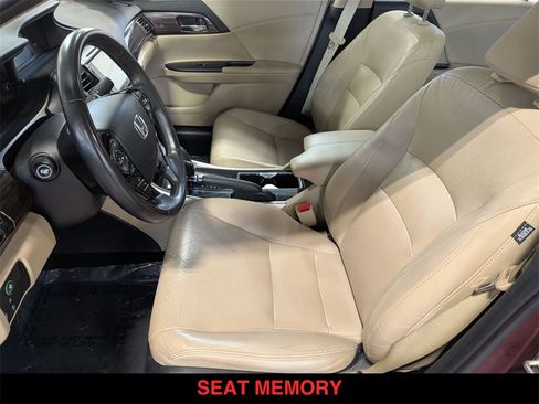 Used 2017 Honda Accord EX-L image 3