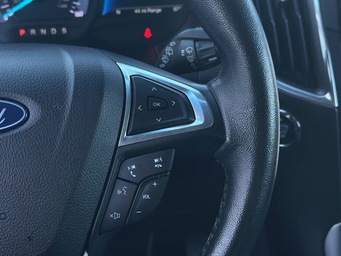 Used 2023 Ford Edge Titanium AWD/4WD image 12