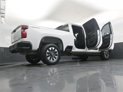 Used 2022 Chevrolet Silverado 2500 Custom w/ Custom Value Package image 51