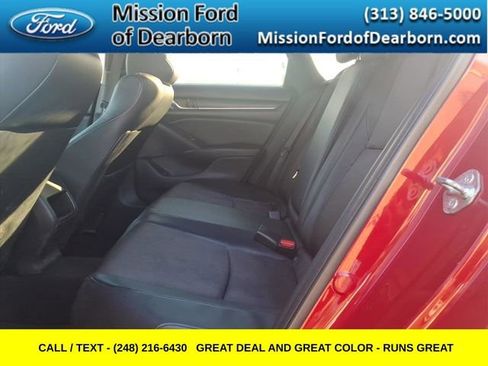 Used 2018 Honda Accord Sport image 10