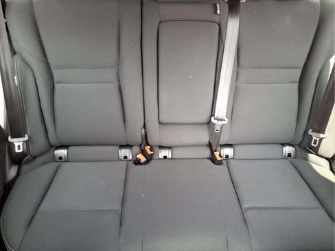 Used 2025 Nissan Rogue S FWD image 18