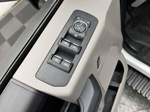 Used 2020 Ford F150 XL w/ Equipment Group 101A Mid AWD/4WD image 7