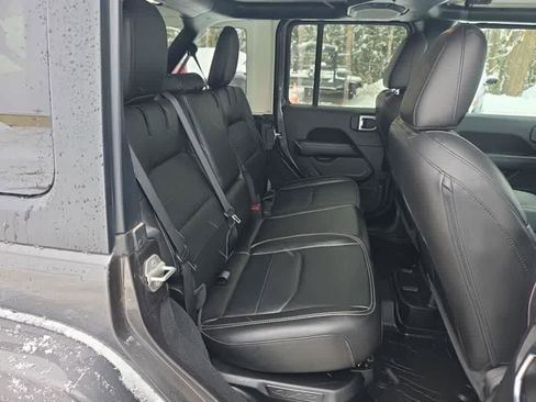 Used 2023 Jeep Wrangler Sahara w/ Cold Weather Group image 7