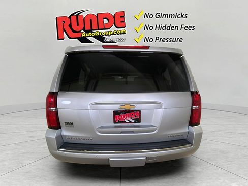Used 2020 Chevrolet Suburban Premier AWD/4WD image 5